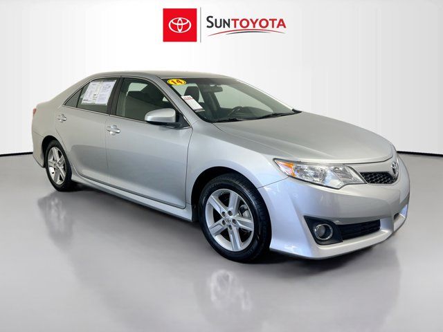 2014 Toyota Camry SE