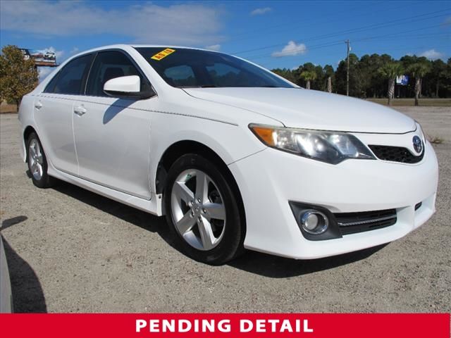 2014 Toyota Camry SE