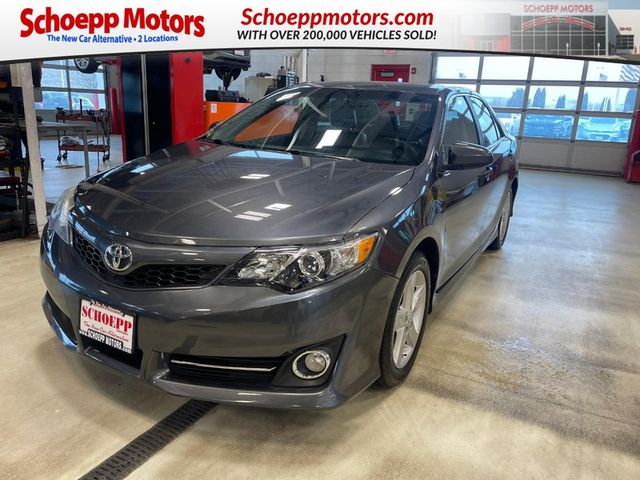 2014 Toyota Camry SE