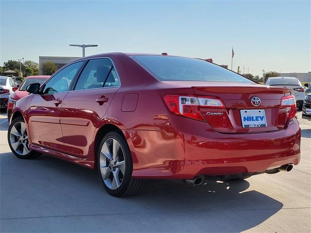 2014 Toyota Camry SE