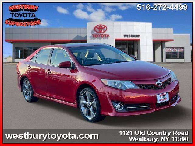 2014 Toyota Camry SE