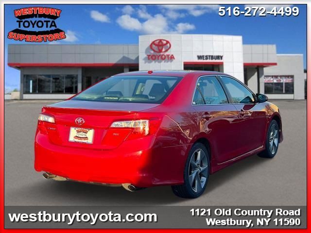 2014 Toyota Camry SE