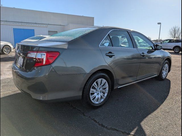 2014 Toyota Camry LE