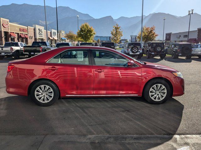 2014 Toyota Camry LE