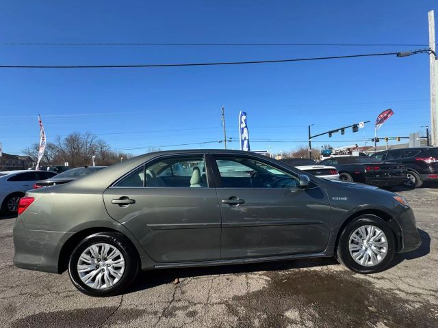 2014 Toyota Camry Hybrid LE