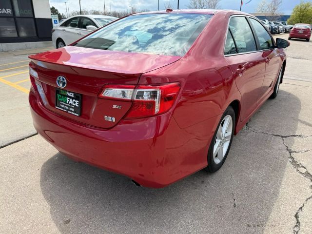 2014 Toyota Camry Hybrid LE