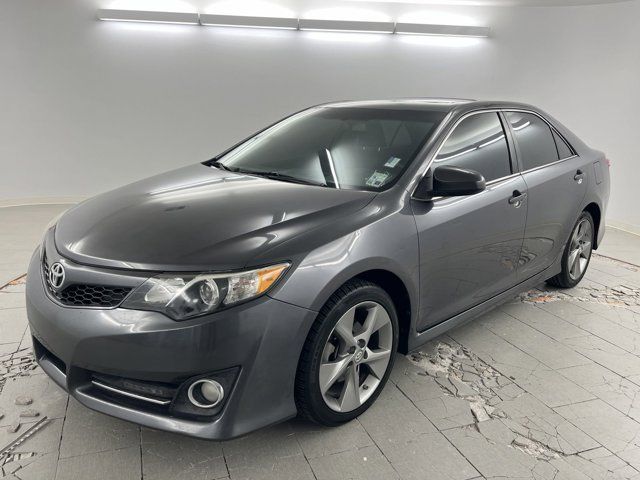 2014 Toyota Camry SE Sport