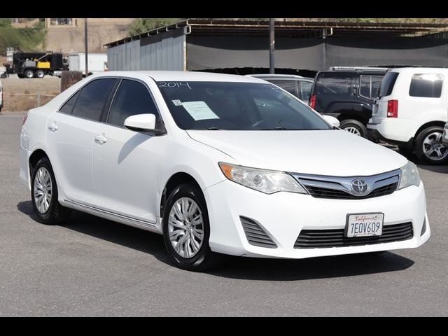 2014 Toyota Camry LE