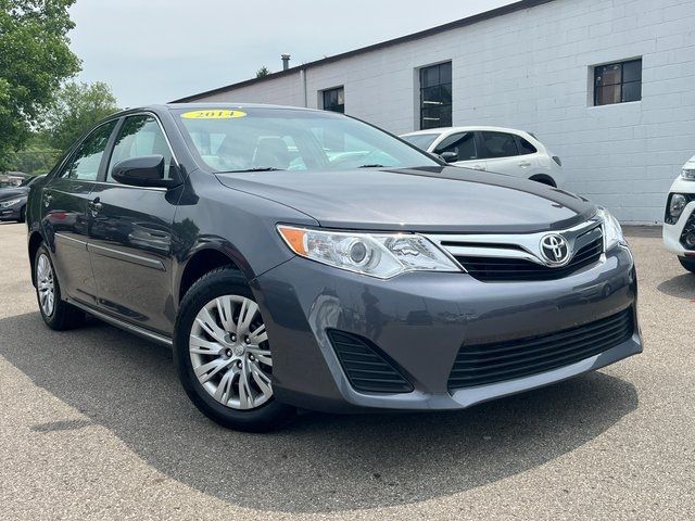 2014 Toyota Camry LE