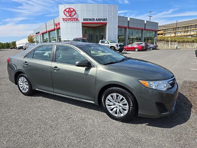 2014 Toyota Camry LE