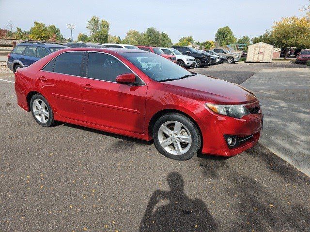 2014 Toyota Camry SE