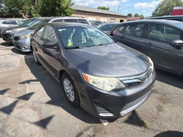 2014 Toyota Camry LE