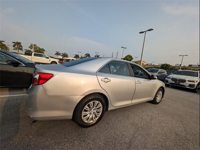 2014 Toyota Camry LE