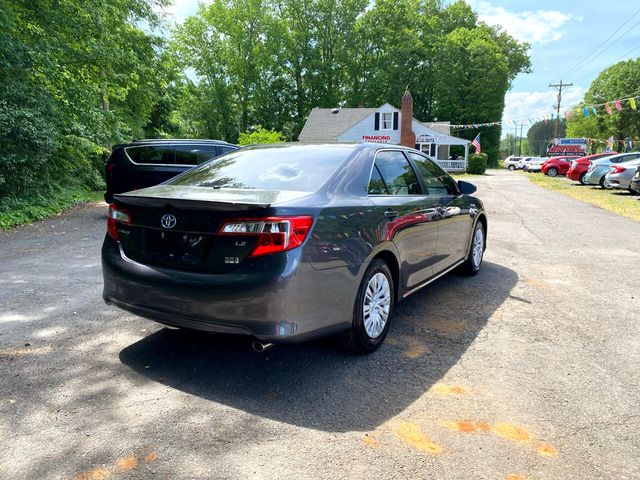 2014 Toyota Camry Hybrid LE