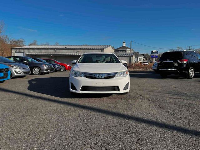 2014 Toyota Camry Hybrid LE