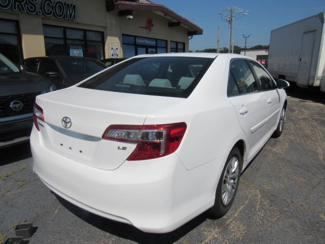 2014 Toyota Camry LE