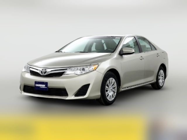 2014 Toyota Camry LE