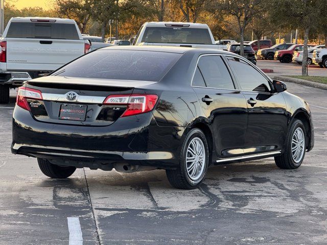 2014 Toyota Camry LE