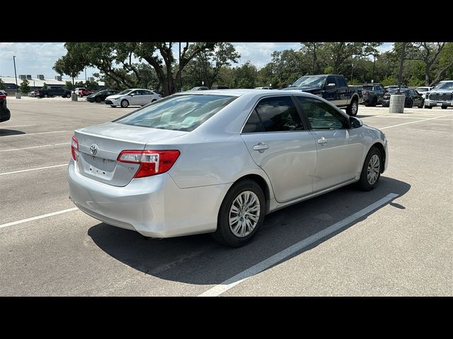 2014 Toyota Camry LE