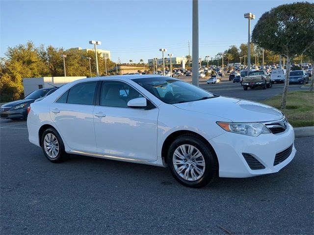 2014 Toyota Camry LE