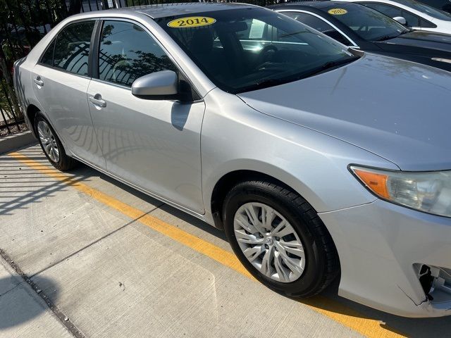 2014 Toyota Camry LE