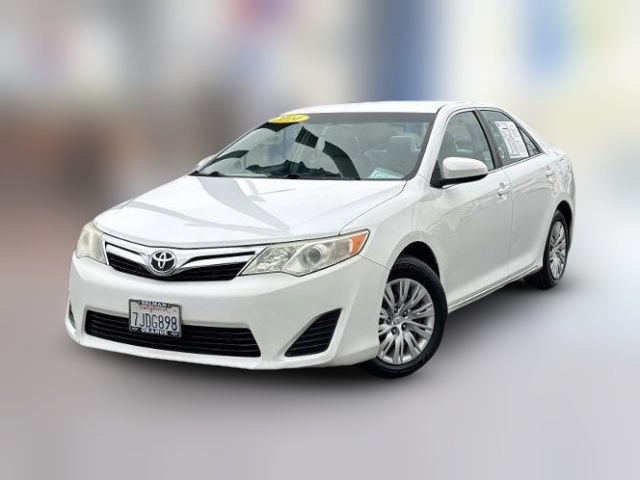 2014 Toyota Camry LE