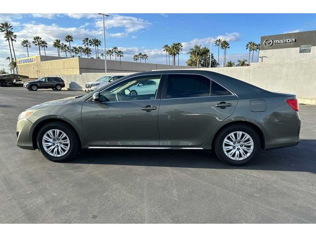 2014 Toyota Camry LE