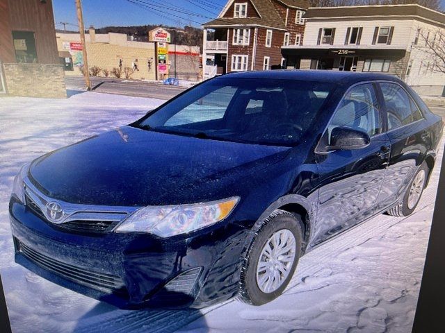 2014 Toyota Camry LE