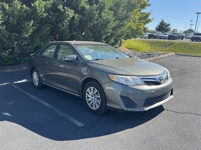 2014 Toyota Camry LE