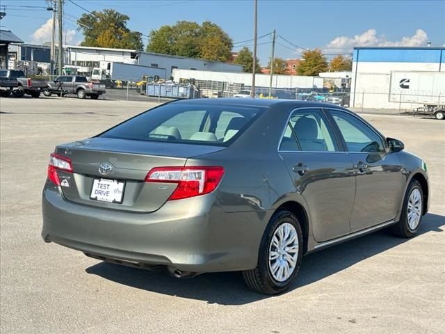 2014 Toyota Camry LE