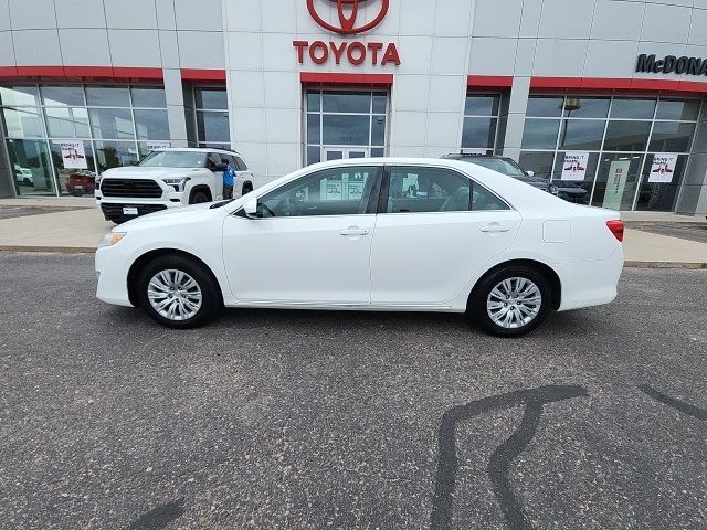 2014 Toyota Camry LE