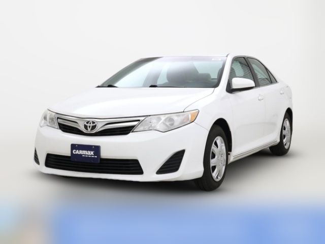 2014 Toyota Camry LE