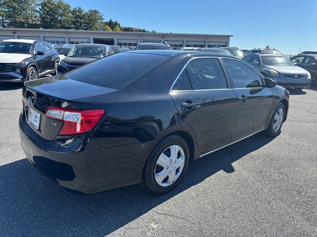 2014 Toyota Camry LE