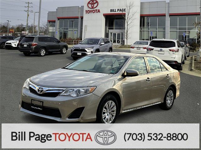 2014 Toyota Camry LE