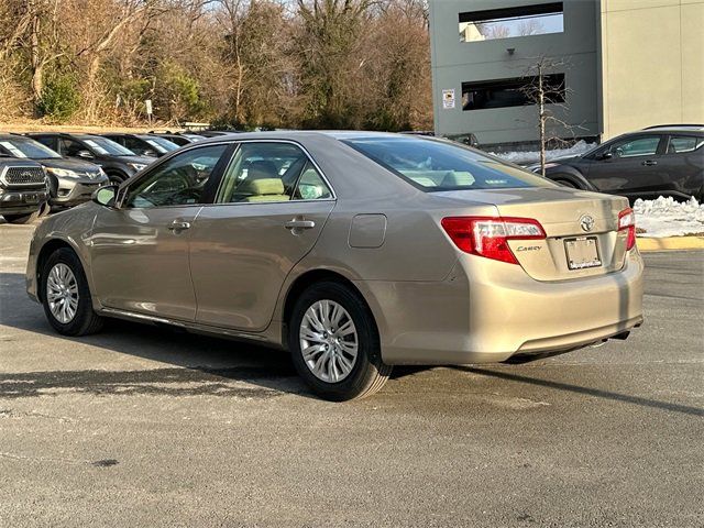 2014 Toyota Camry LE