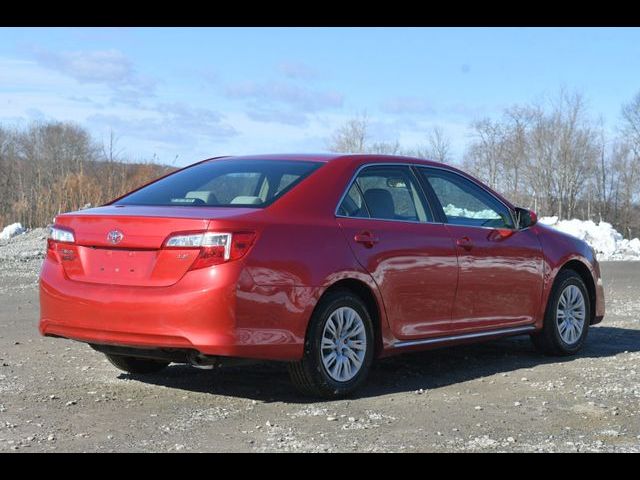 2014 Toyota Camry LE