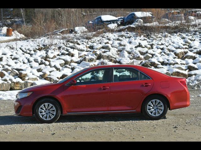 2014 Toyota Camry LE