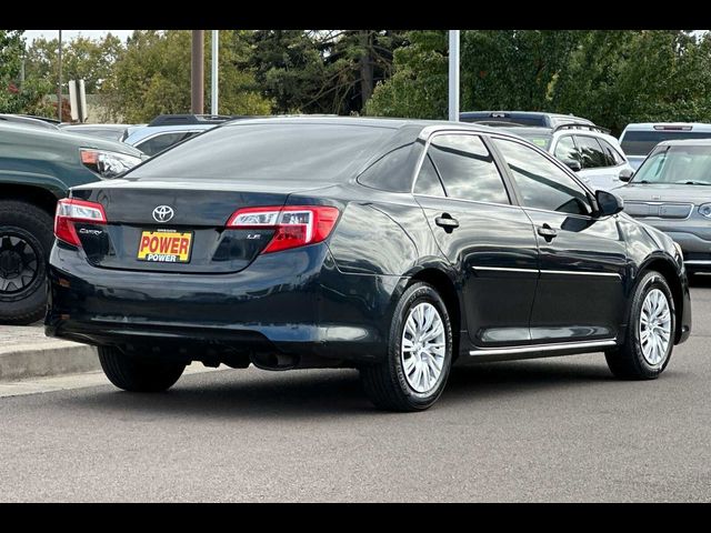 2014 Toyota Camry LE