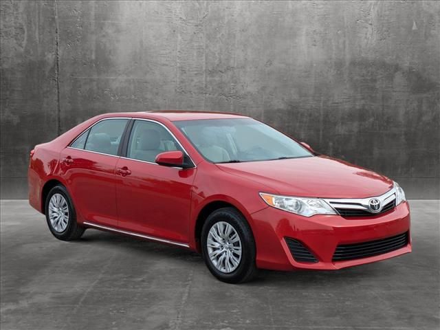 2014 Toyota Camry LE