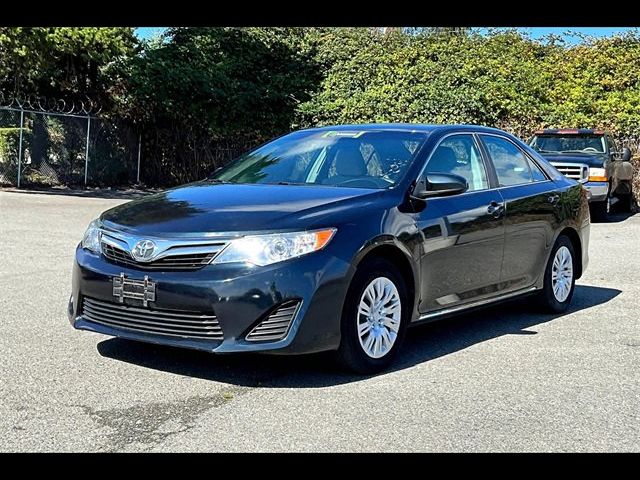 2014 Toyota Camry LE