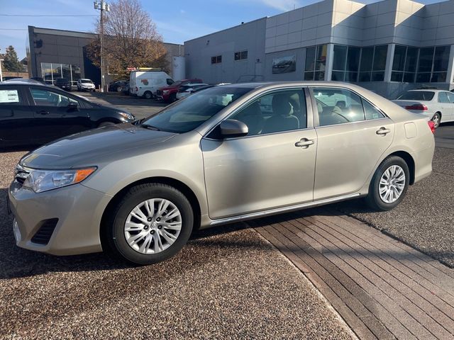 2014 Toyota Camry LE