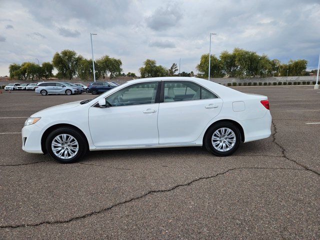 2014 Toyota Camry LE