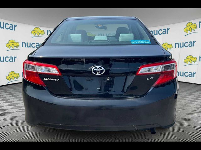 2014 Toyota Camry LE