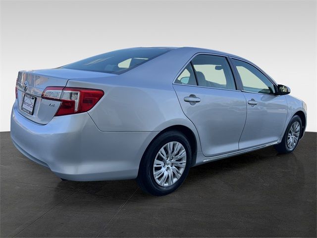 2014 Toyota Camry LE