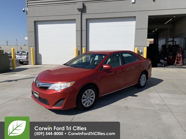 2014 Toyota Camry LE