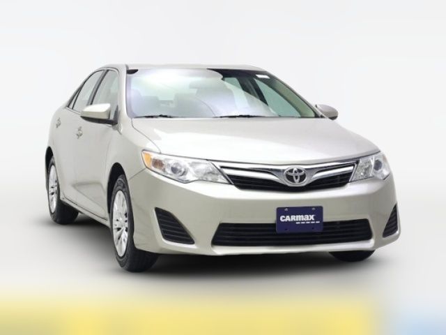 2014 Toyota Camry LE