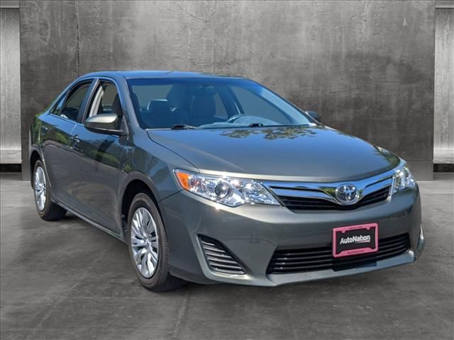 2014 Toyota Camry LE