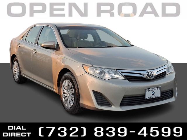 2014 Toyota Camry LE