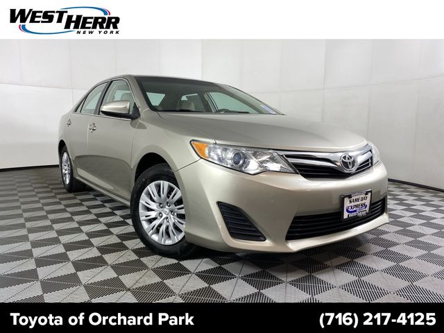 2014 Toyota Camry LE