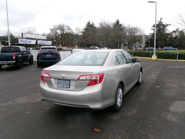 2014 Toyota Camry LE